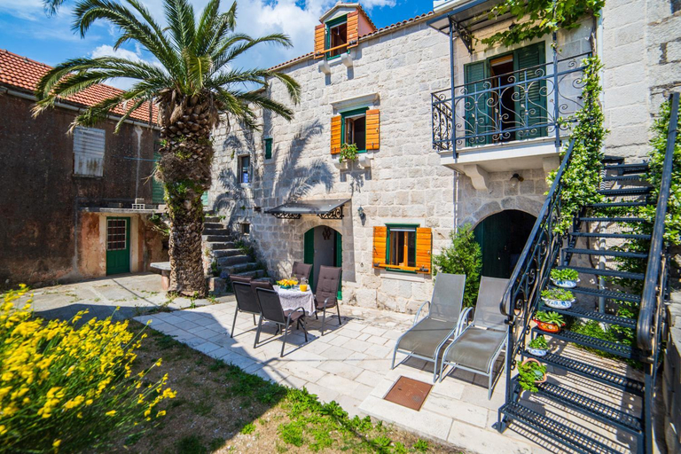 Exterior view 3, Small house Pivcevi, Podgora