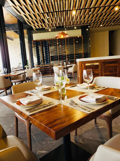 Food & Drinks 5, Vinedos San Francisco, Allende