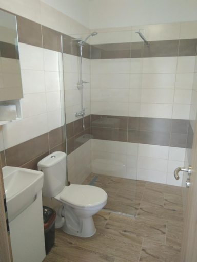 Others 4, Apartmanove ubytovanie VKF, Zlaté Moravce