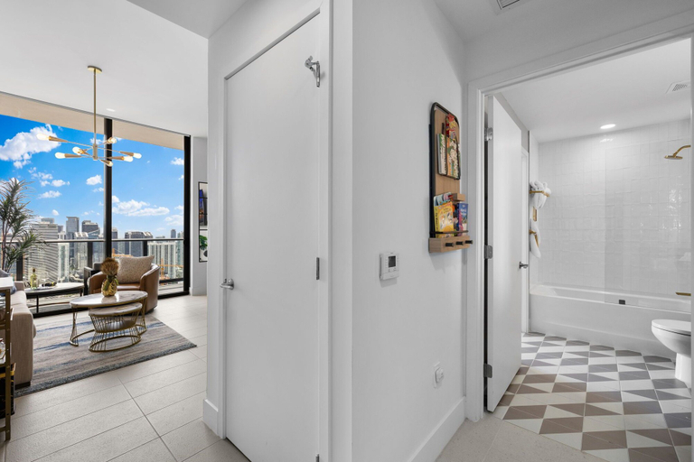 Bathroom 5, Luxury PH 51st Floor City Views, Miami-Dade