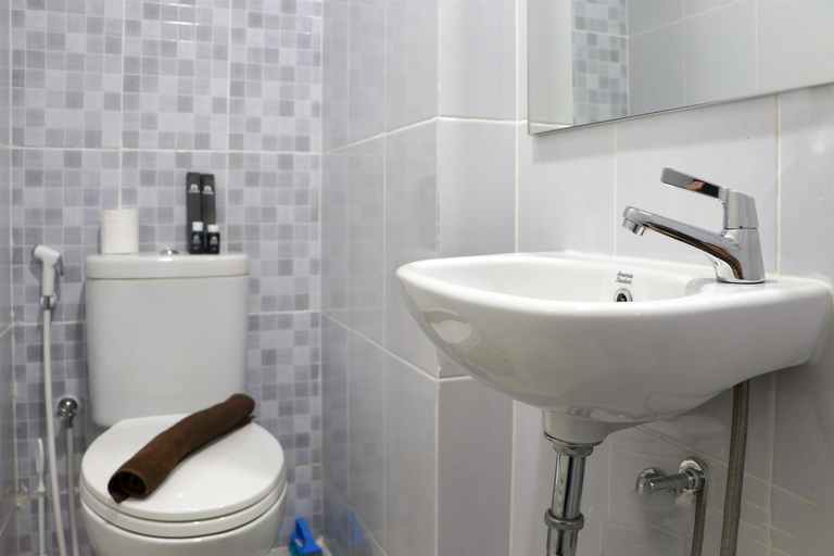 Others 5, Homey Designed and Tidy Studio Tokyo Riverside PIK 2 Apartment By Travelio, Tangerang