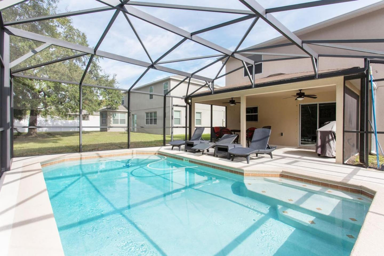 Sport & Beauty 2, Modern 4 bedroom House with swimming pool, Pinellas