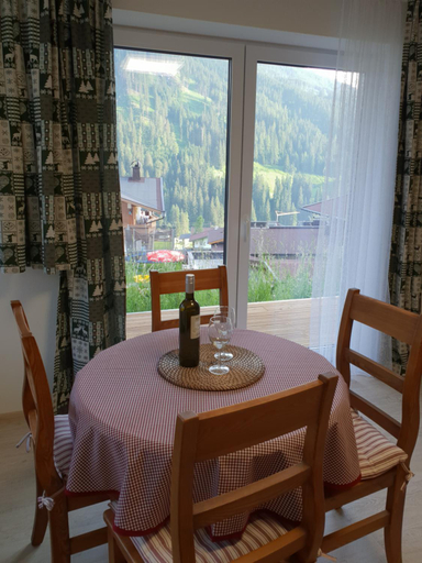 Others 5, Amalia Haus, Schwaz