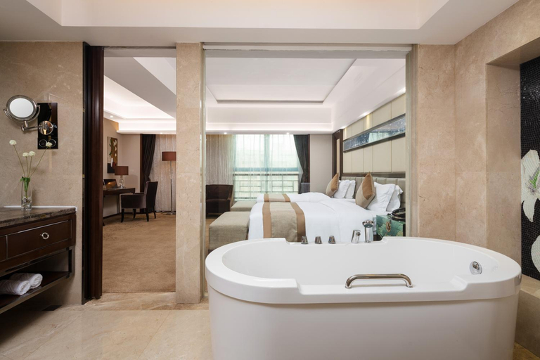 Bathroom 3, Maoming International Hotel, Maoming