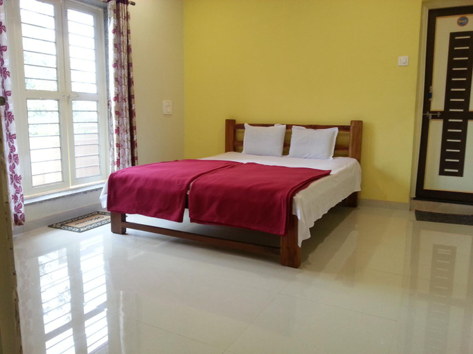 Others 4, Panhala Apartments, Kolhapur