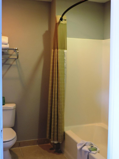 Bathroom 3, Riata Inn - Crystal City, Zavala