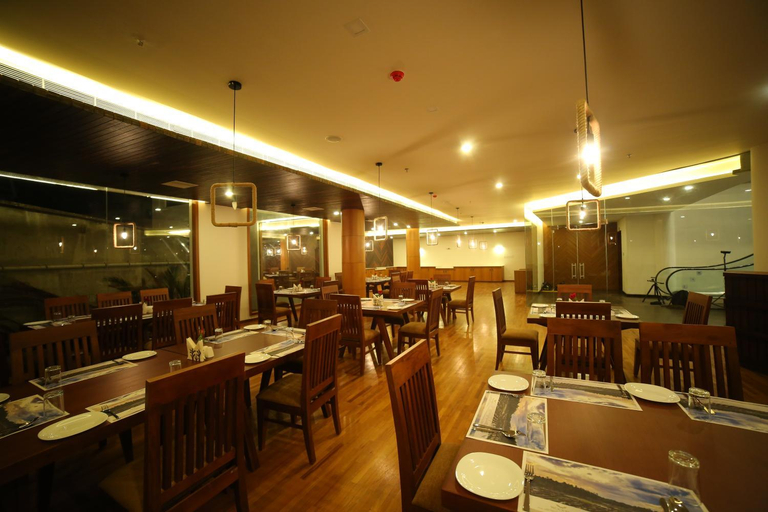 Food & Drinks 3, Woodies Bleisure Hotel, Kozhikode