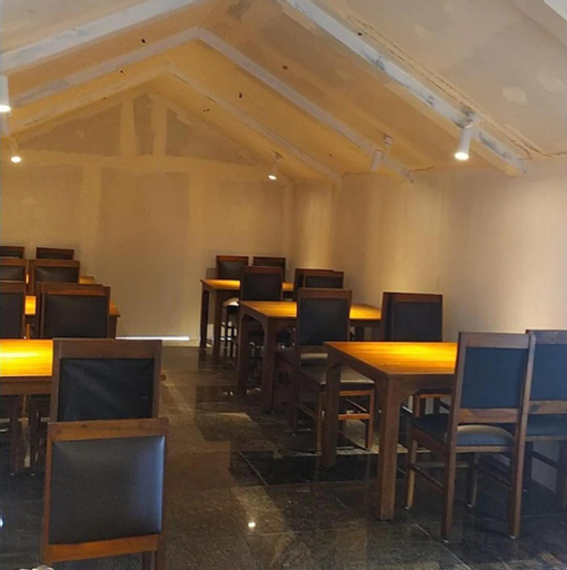 Food & Drinks, Tree Elanza, Dindigul