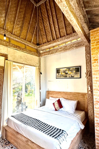 Bedroom 12