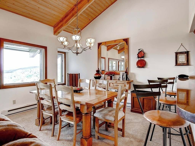 Food & Drinks 4, Snowmass Mountain by Snowmass Vacations, Pitkin
