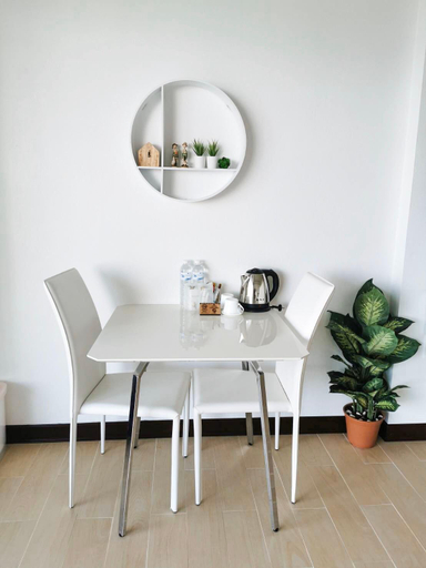 Dining Room 2