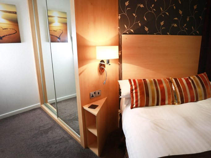 Bedroom 19