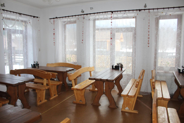 Food & Drinks, Садиба "Коренюки", Iaremchans'ka