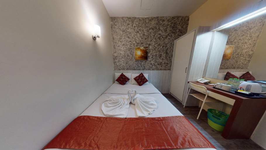 Bedroom 18