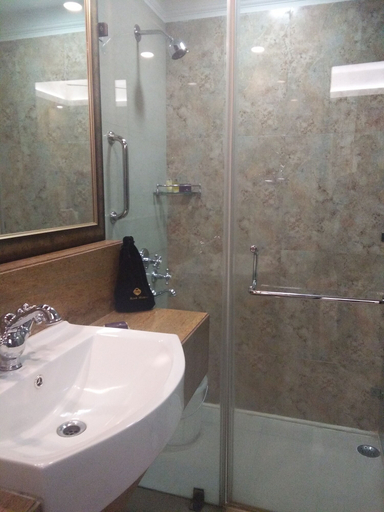 Bathroom 3, Hotel Rock Manali ( Akhnoor Hotels Pvt. Ltd.), Kullu