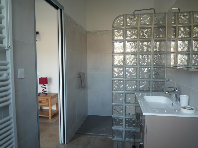 Bathroom, Chambres d'hotes - Chez Stephane, Vendée