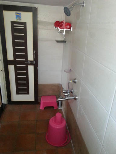 Bathroom 5, Panhala Apartments, Kolhapur