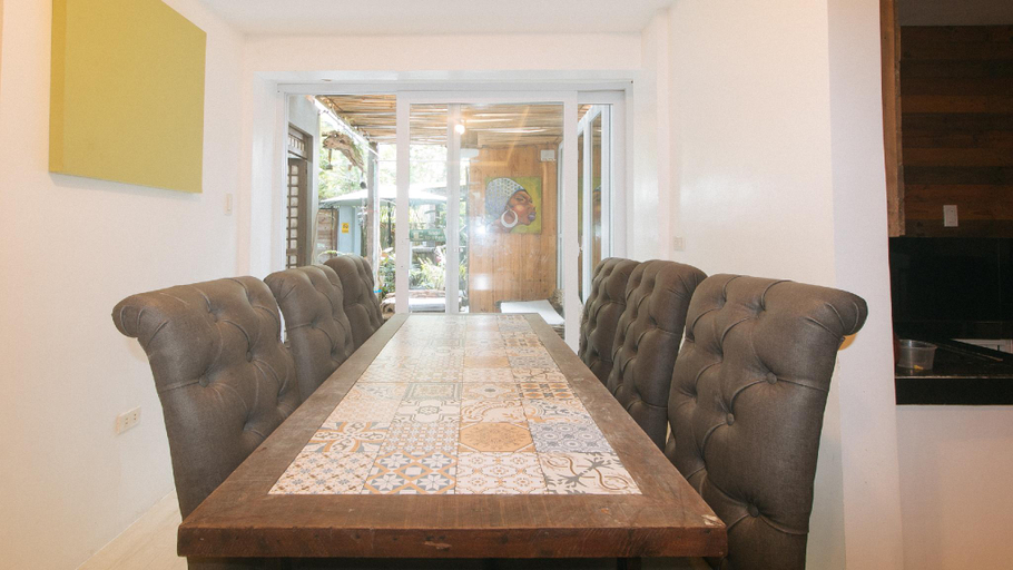 Others 5, Casa Marcela, Porac