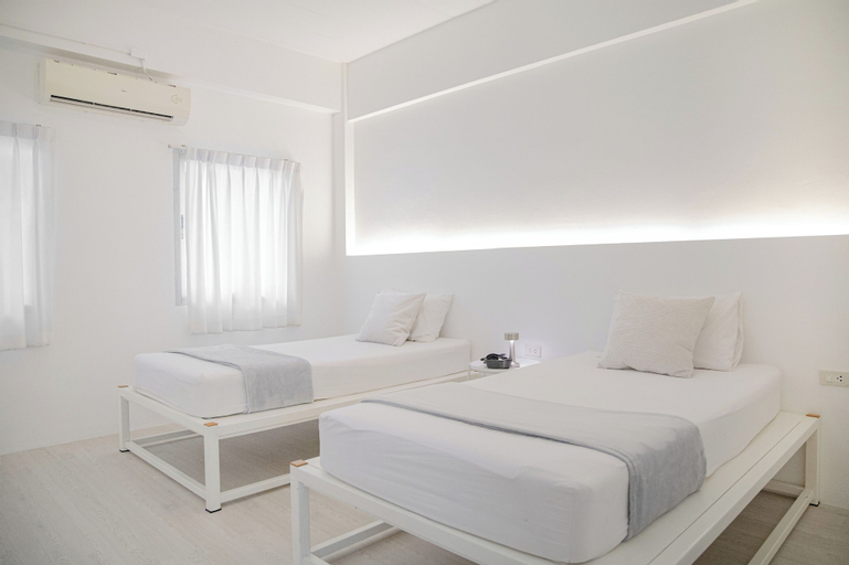 Bedroom 27