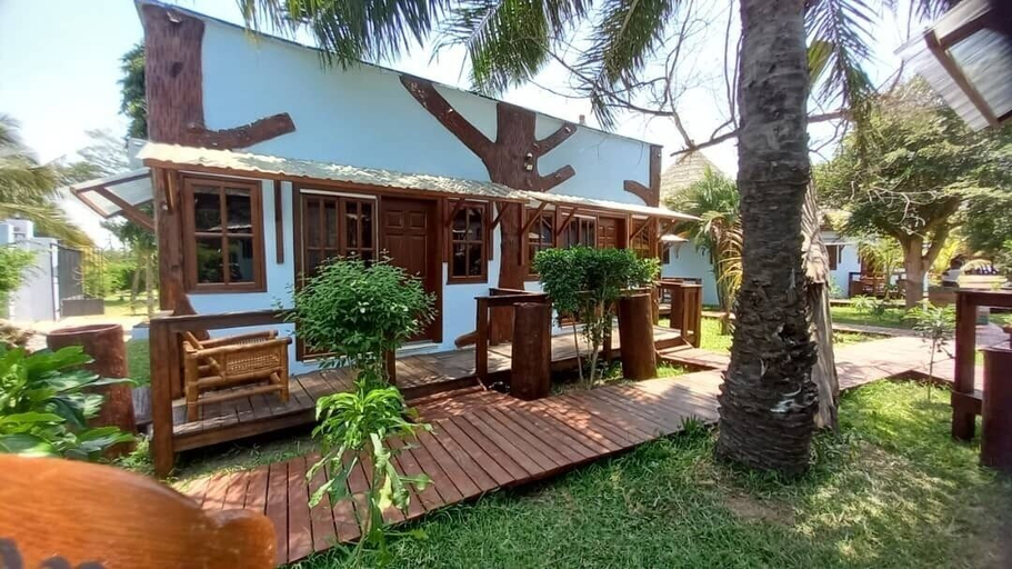 Exterior & Views 2, The Alkebulan Heritage Centre, Dangbe West