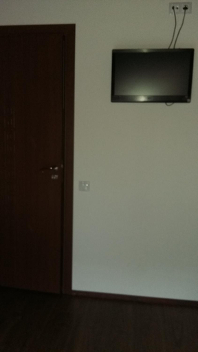Others 3, Pensiunea Casa Szabi, Floresti