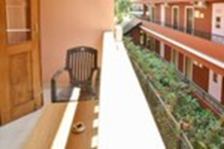 Others 5, Henry's Place, North Goa