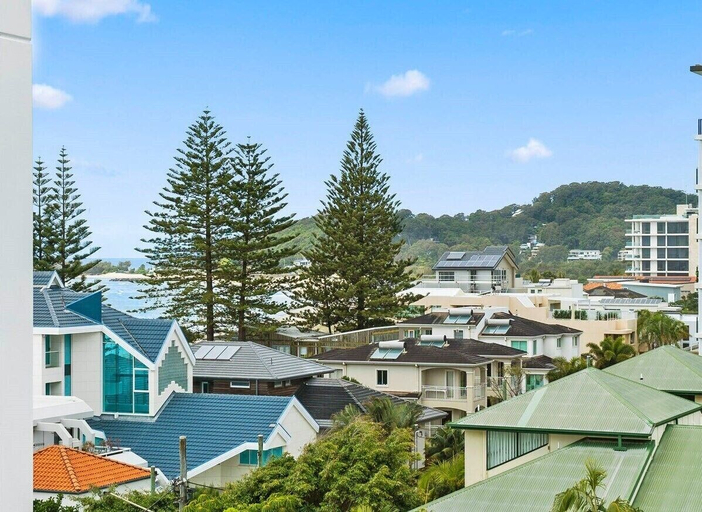 Others 4, Luxury Palm Beach 1 BDR in The Village, Gold Coast