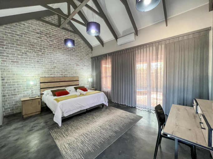 Bedroom 2, The Featherbed - Oudtshoorn, Eden