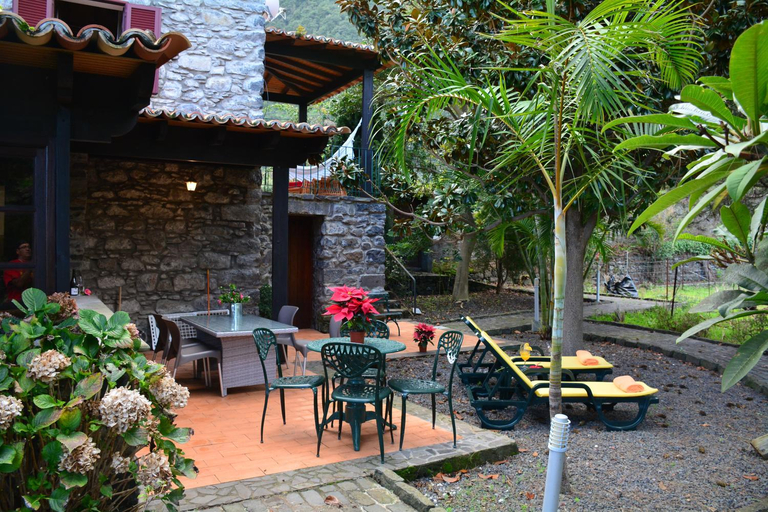 Food & Drinks, Solar Arco de Sao Jorge, Santana