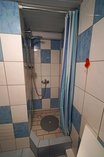 Others 5, Room in Farmhouse Berkel, Wiltz