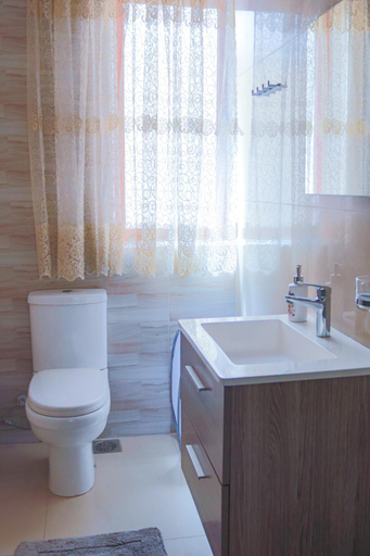 Bathroom 2, Madonnina Homestay, St Julian's