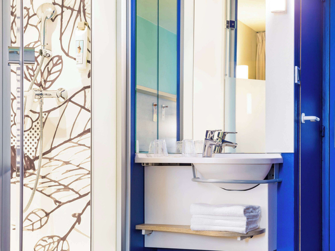 Bathroom 6
