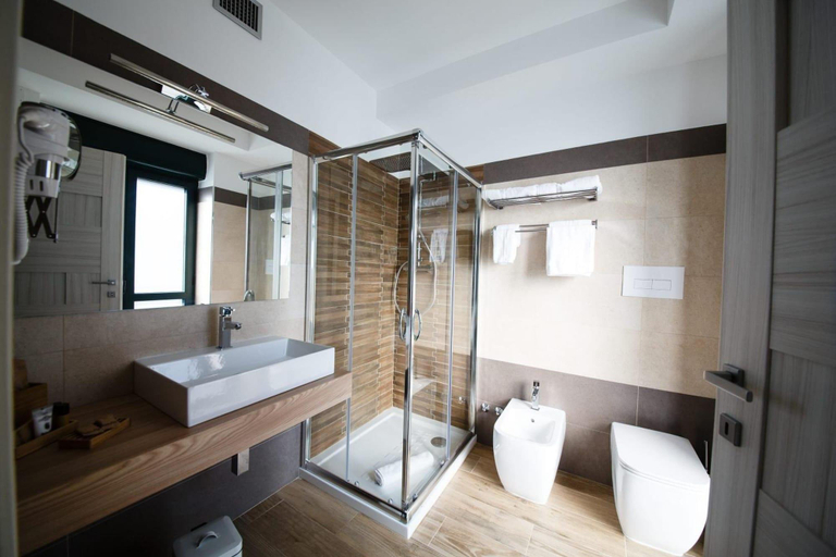 Bathroom 4, Bed Room, Potenza