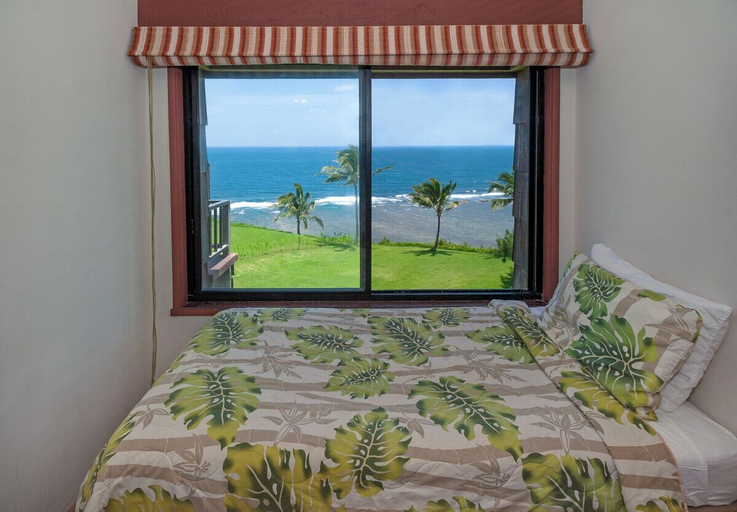Bedroom 3, Sealodge F9, Kauai
