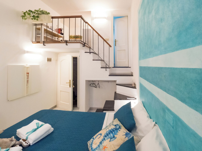 Others 5, Picagetta Room with AC, La Spezia
