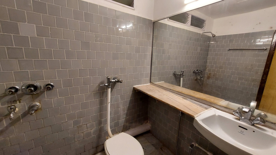 Bathroom 4, Hotel Sea Coast, Purba Medinipur