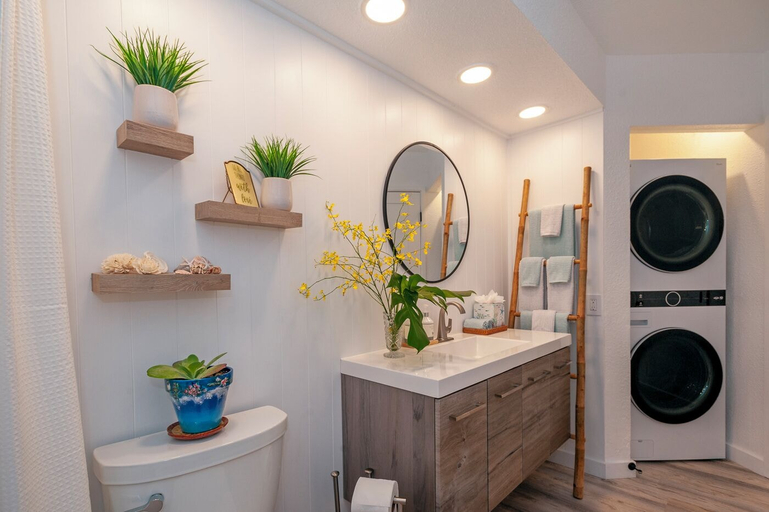 Bathroom 4, Kamahana 16 - Downstairs, Kauai