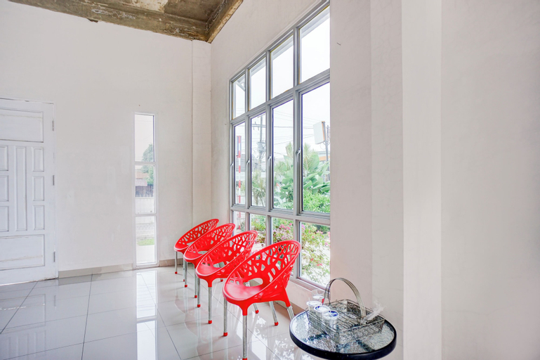 Exterior & Views 5, Spot ON 93947 Bahagia Guest House, Medan
