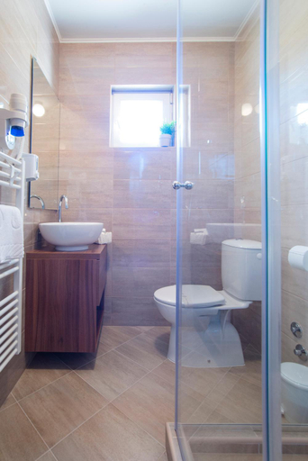 Others 5, Black Queen Guesthouse, Rakovica