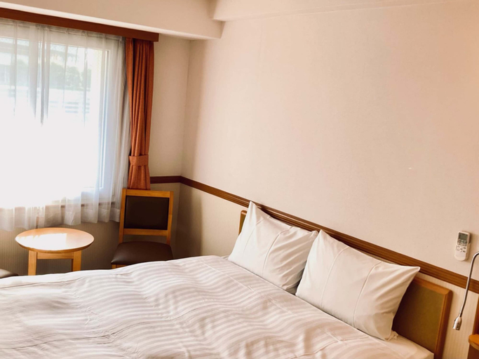 Bedroom 13
