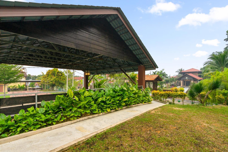 Others 4, Villa Kiambang, Seremban