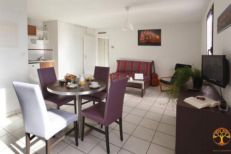 Dining Room 3