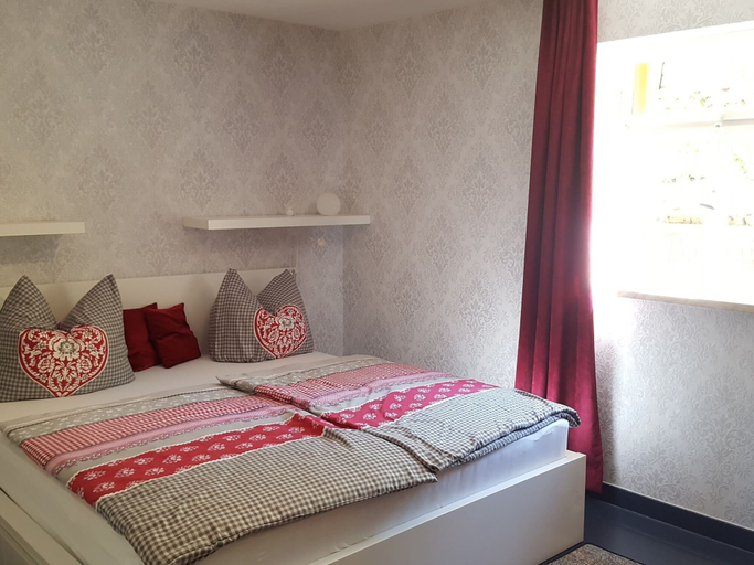 Bedroom 2, Holiday Home With Natural Garden, Schmalkalden-Meiningen