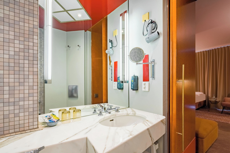 Bathroom 5