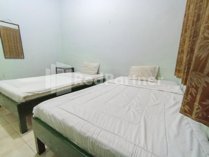 Bedroom 5, Orange inn RedPartner Madiun, Madiun