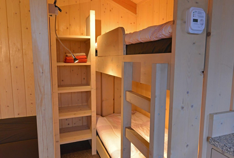 Others 4, Camping De Koeksebelt, Ommen