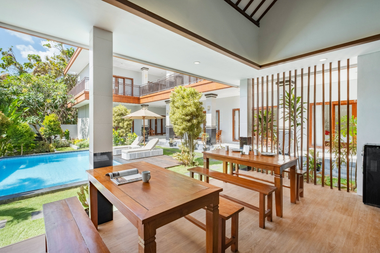 Food & Drinks 3, Cove Arganta, Badung
