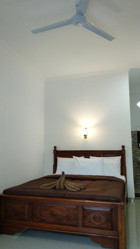 Bedroom 18