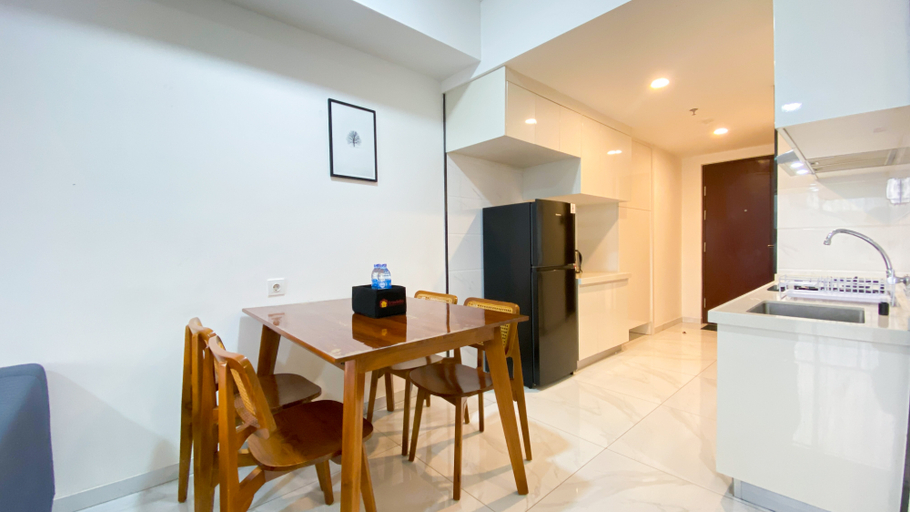 Others 2, Spacious and Good Location 3BR at Sky House BSD Apartment By Travelio, South Tangerang