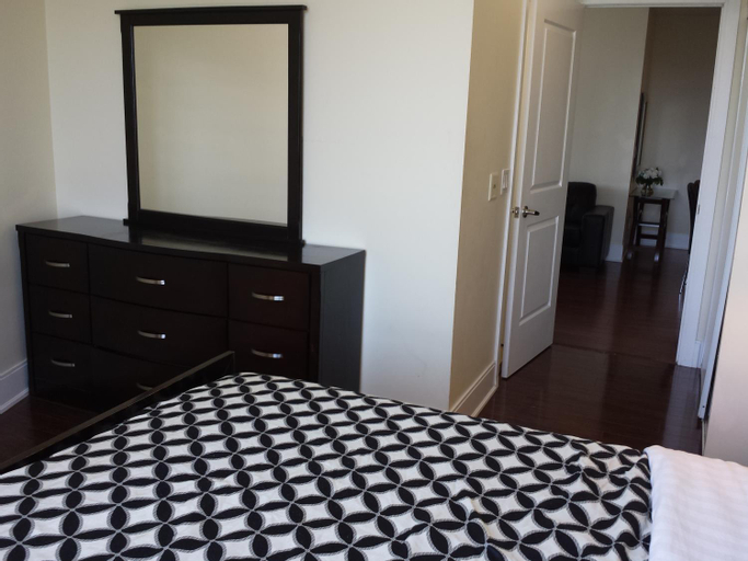 Bedroom 2, 2 BEDROOM 2 Bathroom Best Value Prime Location in Missisauga, Peel